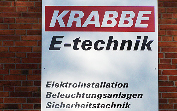 Elektrotechnik Krabbe in Neumünster führt alle Arten von Elektroinstallationen weit über die Grenzen Neumünsters hinaus an.